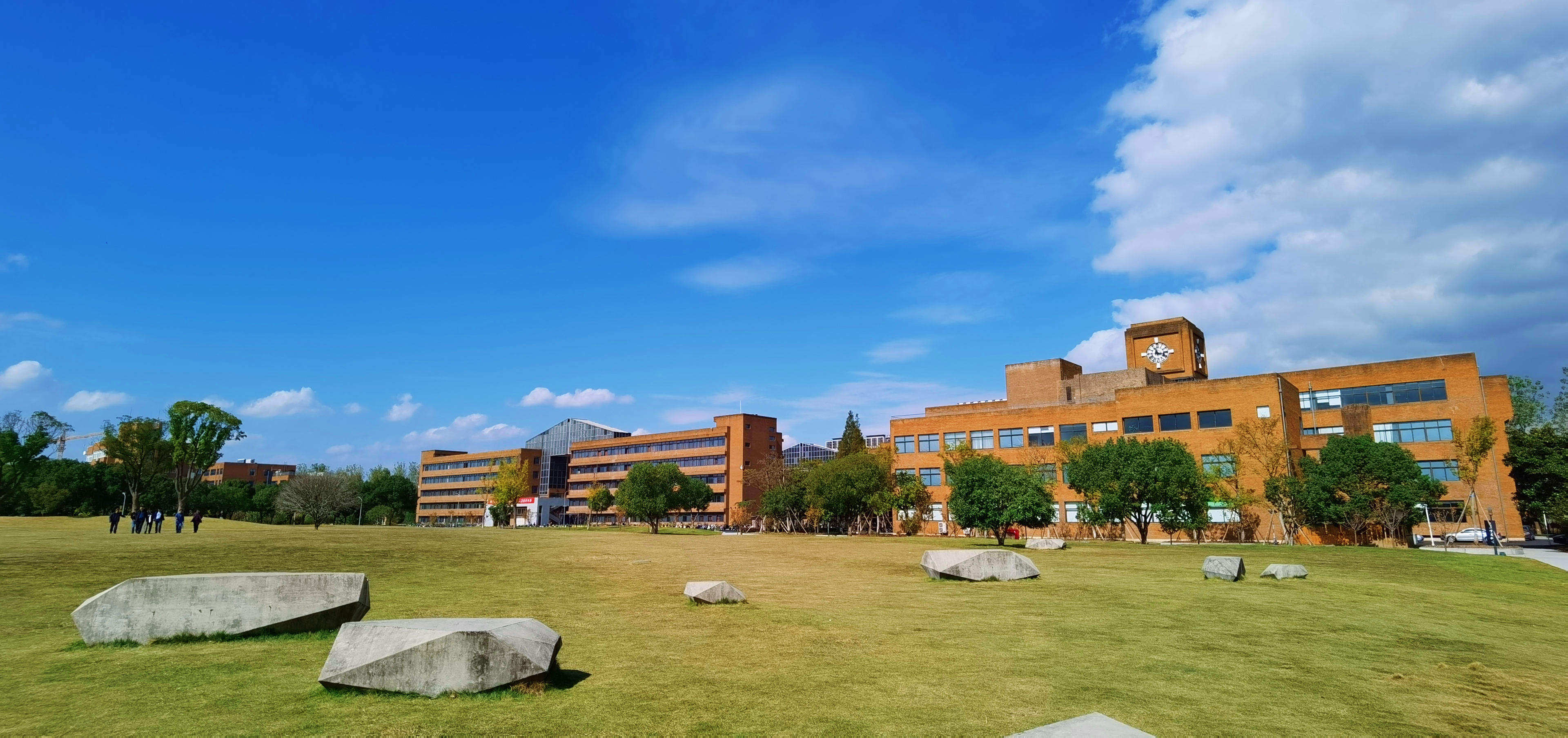 宁波大学