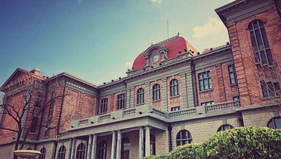 天津外国语大学
